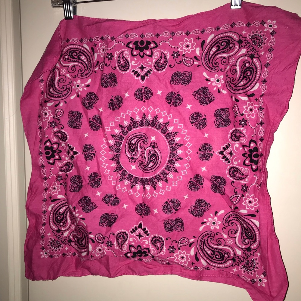 FOREVER 21 pink bandana